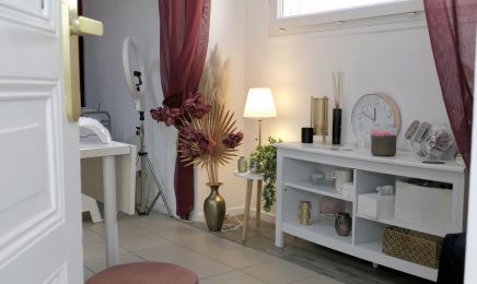 Make me Glow : Manucure à Annonay