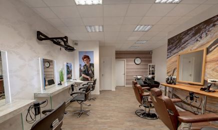 Haarstudio Britta Lange : Friseur in Elze