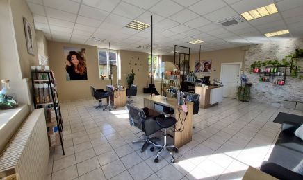 Comme chez soi : Coiffeur à Saint-Bonnet-en-Bresse