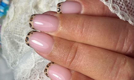 Lau Beauté  : Coiffeur à Contes