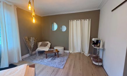 LE GLOW STUDIO : Institut de beauté à Servon