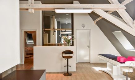 VILLA-BLUMER ÄSTHETIK INSTITUT & AKADEMIE : Kosmetikstudio in Zwickau