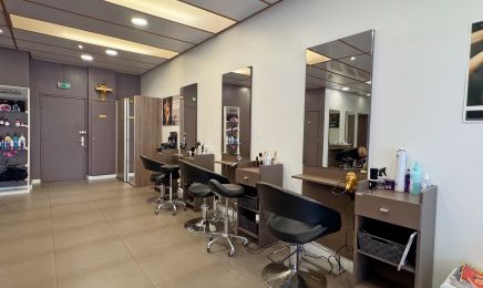 Melya coiffure : Institut de beauté à Paris