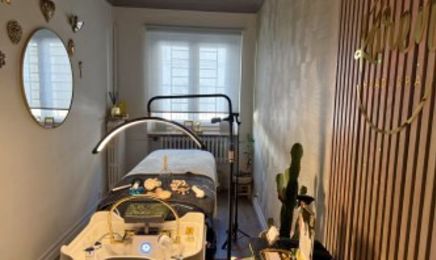 Karen head Spa : Coiffeur à Marseille