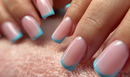 Nails by Laura  : Institut de beauté à Ully-Saint-Georges
