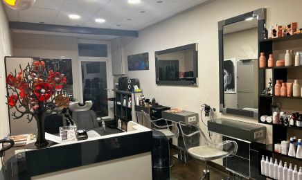 By max : Coiffeur à Épinal