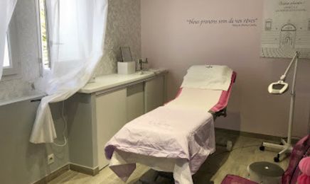 Mademoiselle : Manucure à Châtelaillon-Plage