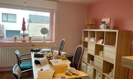 Sérénisens : Manucure à Corny-sur-Moselle