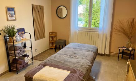 HISTOIRE DÔ - LES PISCINES : Institut de beauté à Bezouce