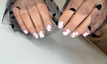 French Nails Sandra : Manucure à Bollwiller