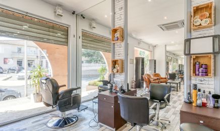Milton R - Concept : Coiffeur à Jacou