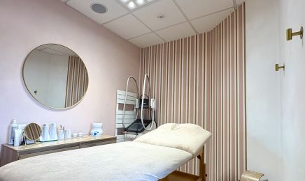Yvalice | Salon de Beauté  : Manucure à Remouillé