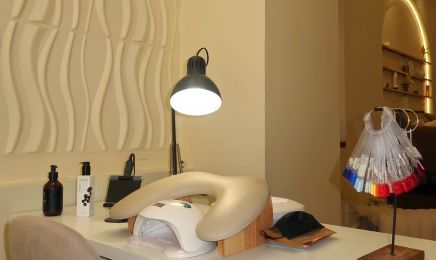 Alba - Manucure Russe : Institut de beauté à Paris