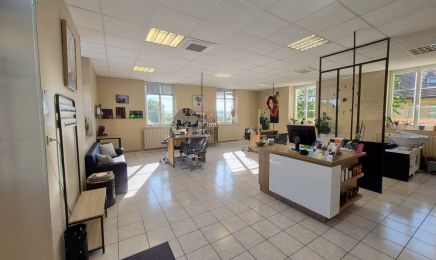 Comme chez soi : Coiffeur à Saint-Bonnet-en-Bresse