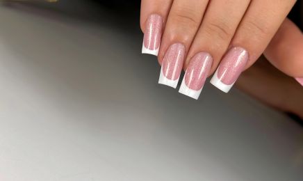 Les ongles d'Alexandra : Institut de beauté à Talence