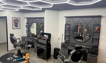 Tolgkss Barber  : Barbier à Ostheim