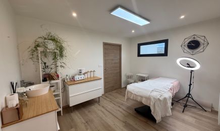 Au regard d'Alyzia  : Spa à Besançon