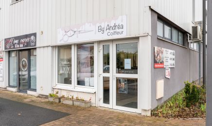 By Andrea : Coiffeur à Volstroff