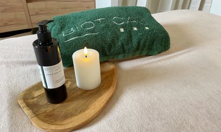 Naturellement Lily  : Manucure à Ondes
