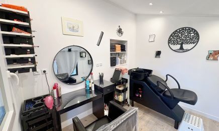 Coco Tifs : Coiffeur à Villate