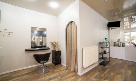 Skand’hair coiffure mixte & Afro  : Manucure à Saint-Priest