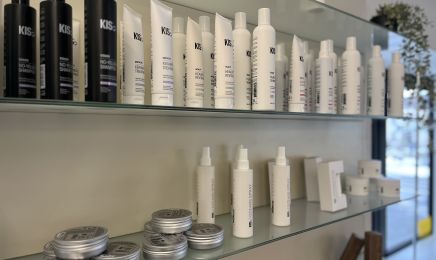 Cutting Room Friseursalon: Friseur in Bad Salzschlirf