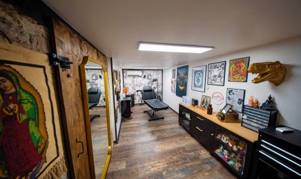 Les Vauriens Tatouage : Institut de beauté à Périgueux