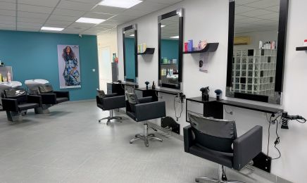 Aux Cheveux D'Ines : Coiffeur à Herlies