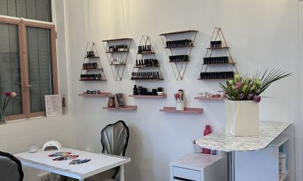 NAUGHTY GIRL : Manucure à Clermont-Ferrand