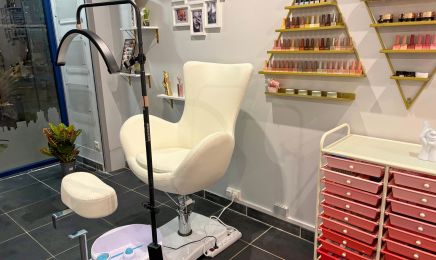 Myroslava Studio Beauté Pau : Manucure à Pau