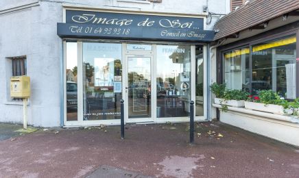 Image de Soi : Coiffeur à Le Coudray-Montceaux