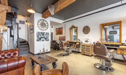 LES HOMMES ONT LA CLASSE - Houdan : Barbier à Houdan