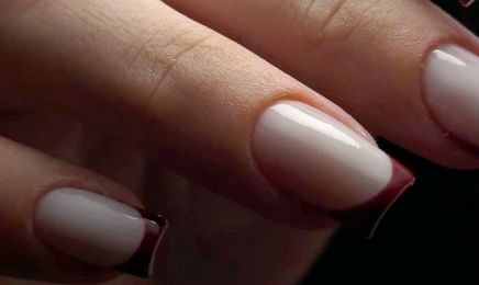 SHIINY NAILS : Manucure à Mauchamps