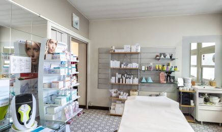 Expert - Coiffure / Esthetique : Coiffeur à Joigny