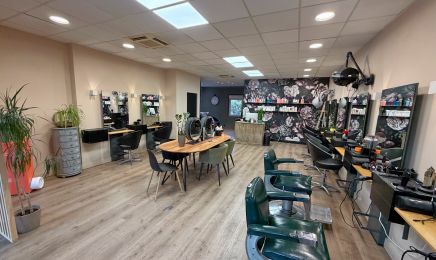 La Parenthèse by Les Fées du Ciseau : Coiffeur à Rodez