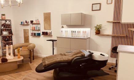 ZENZAR Coiffeur, Coloriste & HairSpa : Coiffeur à Paris