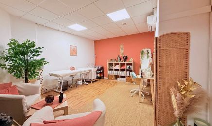 Rien que pour moi - Prothésiste Capillaire et Mammaire - Head Spa : Coiffeur à Salon-de-Provence