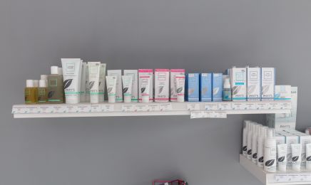 Emilie esthetique  : Manucure à Cognac
