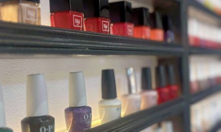 DIB Nails - 75007 : Manucure à Paris