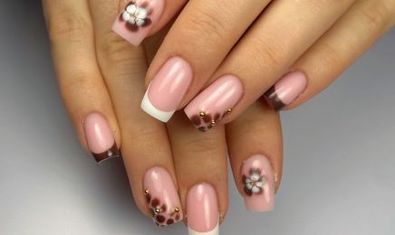 Cos Beauty Nails : Manucure à This