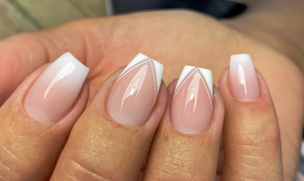 Lisa C Nail  : Manucure à Étival-Clairefontaine