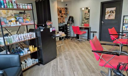 Amel Coiff : Coiffeur à La Peyratte