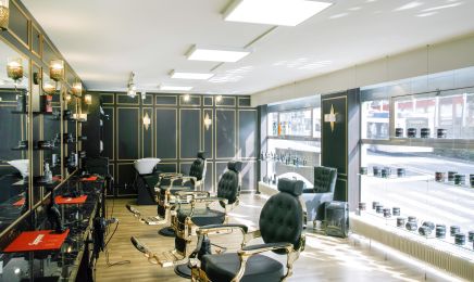 CHARLYS BARBER : Coiffeur à Lausanne