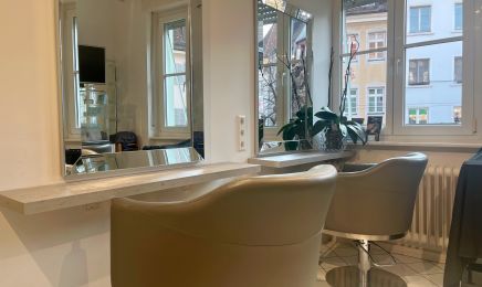 Edelweiss Hair & Beauty: Kosmetikstudio in Freiburg im Breisgau