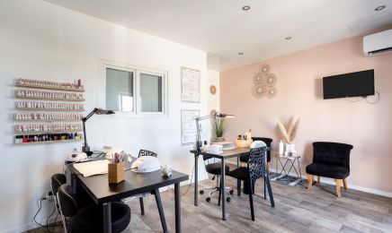 Julie esthétique : Institut de beauté à La Crau
