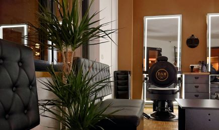 DAM HAARSTUDIO: Barbershop in Köln