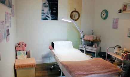 Carlota Conseil Esthetique : Manucure à Aytré