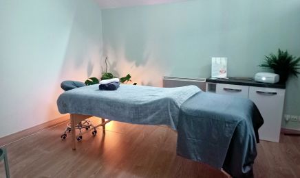  Alexandra Malgrain — Drainage Lymphatique & Bien-Être Féminin : Institut de beauté à Bernay