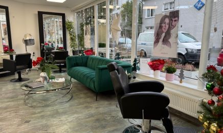Hair & Cosmetic CH Cicek Höbek: Kosmetikstudio in Bochum
