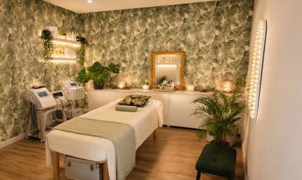 Red Nails & Beauty : Institut de beauté à Issy-les-Moulineaux